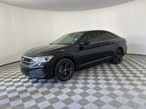 Used 2023 Volkswagen Jetta SE w/ Panoramic Sunroof Package image 4