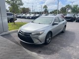 Used 2017 Toyota Camry SE image 2