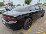 Used 2017 Dodge Charger SXT image 3