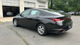 Used 2022 Hyundai Elantra SE image 5