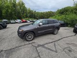 Used 2015 Jeep Grand Cherokee Limited w/ Luxury Group II image 2