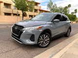 Used 2023 Nissan Kicks SV image 3