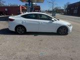 Used 2017 Hyundai Elantra SE image 5