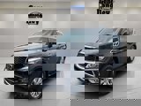 Used 2017 INFINITI QX80 4WD image 2