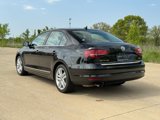 Used 2017 Volkswagen Jetta SEL image 3