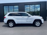 Used 2017 Jeep Grand Cherokee Laredo image 4