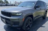 Used 2023 Jeep Grand Cherokee L Laredo image 4