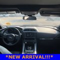 Used 2018 Jaguar F-PACE Premium image 2