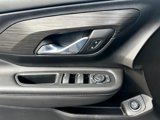 Used 2024 GMC Terrain SLE w/ Driver Convenience Package image 6