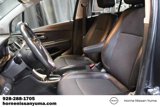 Used 2022 Chevrolet Trax LT w/ LT Convenience Package image 4