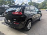 Used 2018 Jeep Cherokee Latitude image 5