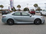Used 2023 Toyota Camry SE image 2