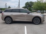 Used 2021 Lincoln Corsair Reserve image 2