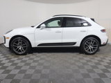 Used 2025 Porsche Macan image 2
