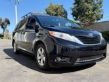 Used 2016 Toyota Sienna LE image 3