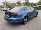 Used 2017 Volkswagen Jetta SE image 4
