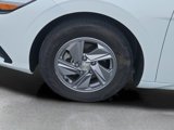 Used 2024 Hyundai Elantra SE image 4