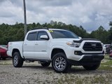 Used 2019 Toyota Tacoma SR image 2