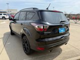Used 2018 Ford Escape SE w/ SE Sport Appearance Package image 3