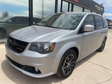 Used 2018 Dodge Grand Caravan SE image 2
