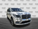 Used 2019 Lincoln Navigator Reserve image 2