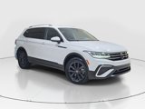 Used 2022 Volkswagen Tiguan SE image 2