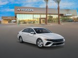 New 2025 Hyundai Elantra SE image 2