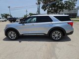 Used 2023 Ford Explorer XLT w/ Equipment Group 202A image 3