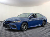 Used 2024 Toyota Camry SE image 3