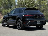 Used 2025 Porsche Macan image 3
