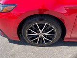 Used 2022 Toyota Camry SE image 2