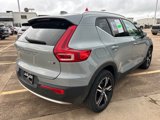 Used 2024 Volvo XC40 B5 Core image 4