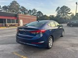 Used 2017 Hyundai Elantra SE image 5