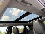 Used 2022 Jeep Cherokee Limited image 2