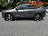 Used 2022 Jeep Cherokee Limited w/ Elite Package image 4