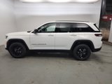 New 2025 Jeep Grand Cherokee Altitude image 4