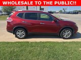 Used 2016 Nissan Rogue SV w/ SV Premium Package image 2