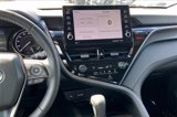 Used 2022 Toyota Camry SE image 5