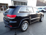 Used 2019 Jeep Grand Cherokee Laredo w/ Security & Convenience Group image 2