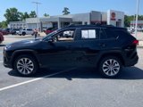 Used 2021 Toyota RAV4 XLE Premium image 4
