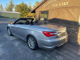 Used 2013 Chrysler 200 Limited image 3