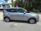 Used 2022 Kia Soul LX image 4