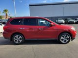 Used 2017 Nissan Pathfinder S image 3