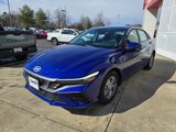 New 2025 Hyundai Elantra SE image 3