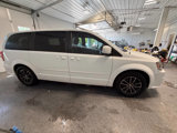Used 2015 Dodge Grand Caravan SE image 5
