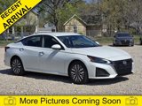 Certified 2023 Nissan Altima 2.5 SV image 1
