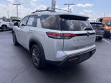 Used 2022 Nissan Pathfinder SV image 3