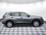 Used 2018 Nissan Rogue S image 2