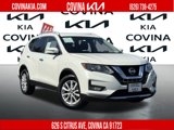 Used 2017 Nissan Rogue SV image 1