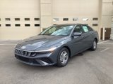 New 2025 Hyundai Elantra SE image 3